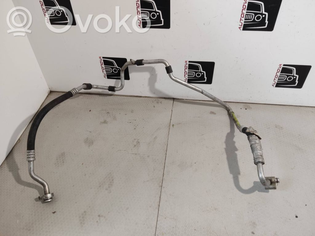 Volkswagen PASSAT B6 Ilmastointilaitteen putki (A/C) 