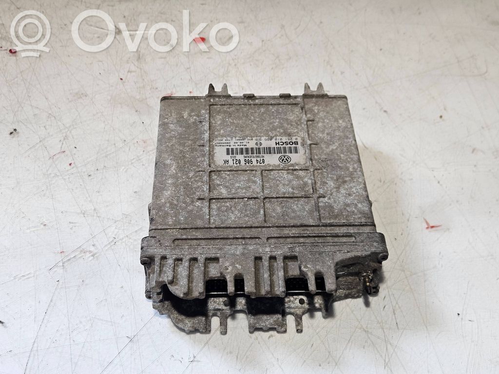 Volkswagen II LT Engine control unit/module 