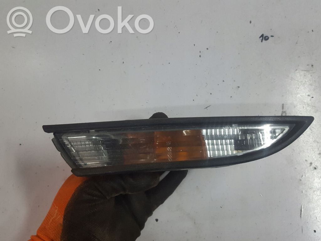 Front indicator light   1K8953042E