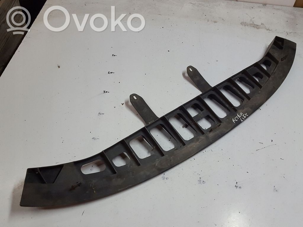 Seat Altea Soporte del parachoques delantero 