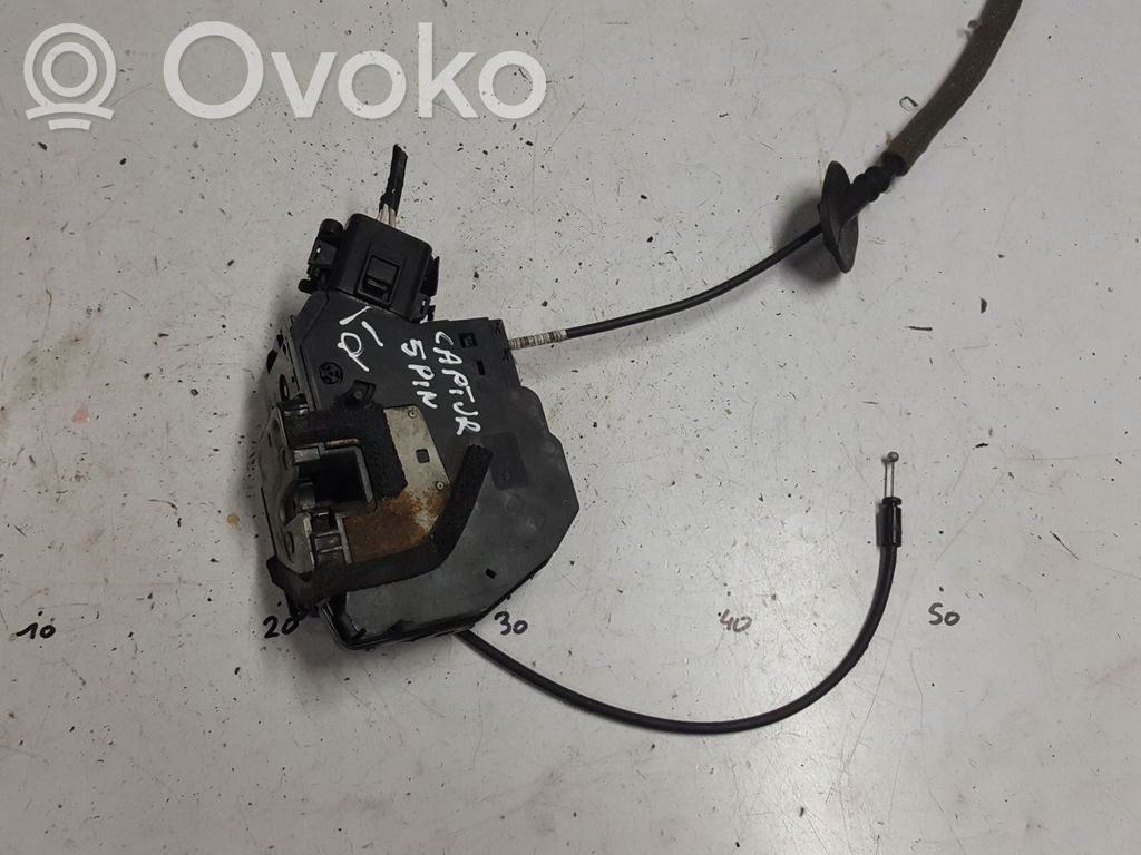 Renault Captur Takaoven lukko 
