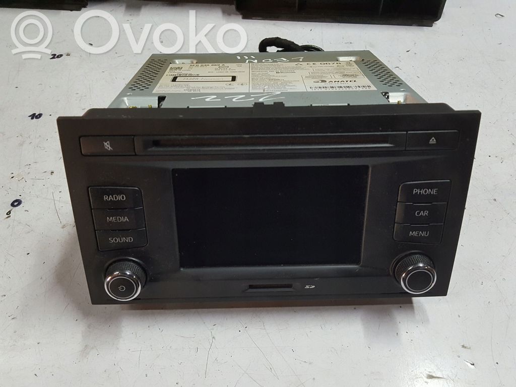 Seat Leon (5F) Radio/CD/DVD/GPS head unit 