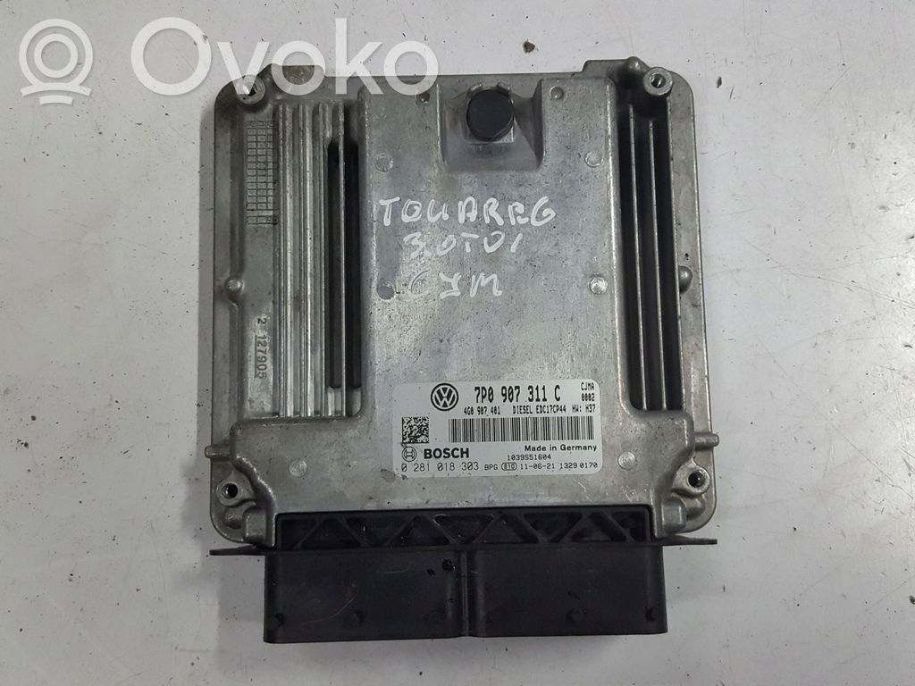 Volkswagen Touareg II Engine control unit/module 