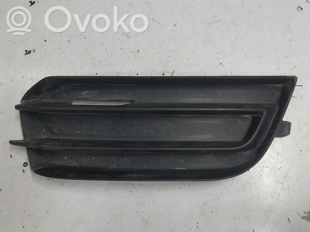 Audi A1 Front bumper lower grill 