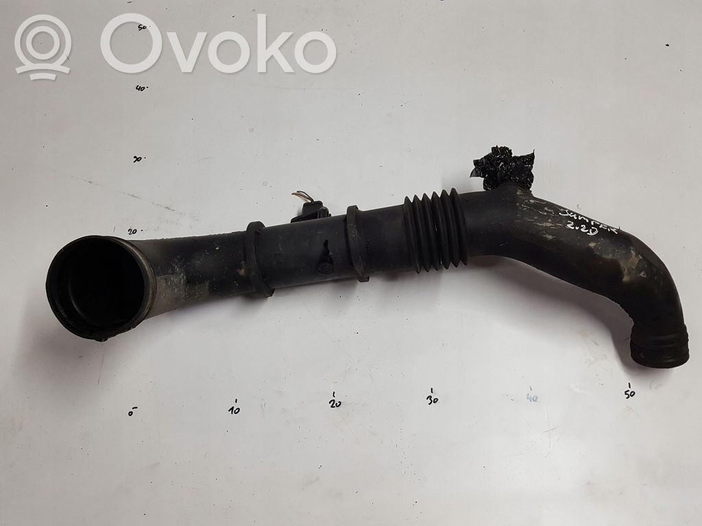 Ford Transit Oro vamzdis į turbiną 