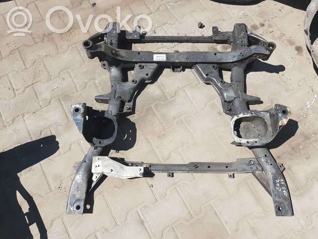Front subframe   6785467