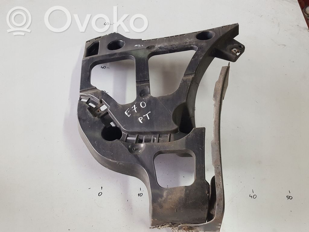 Rear bumper mounting bracket   7158446