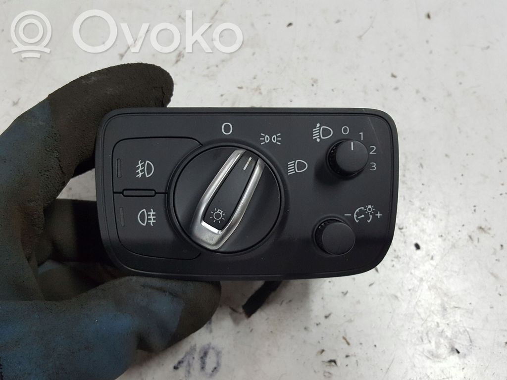 Light switch   8V0941531N