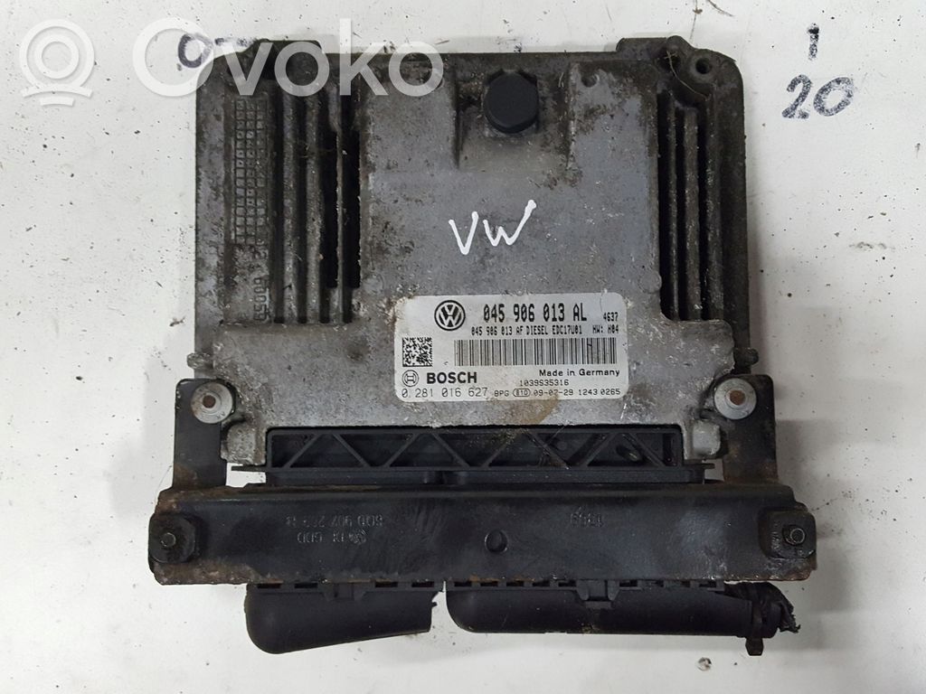 Skoda Fabia Mk2 (5J) Engine control unit/module 
