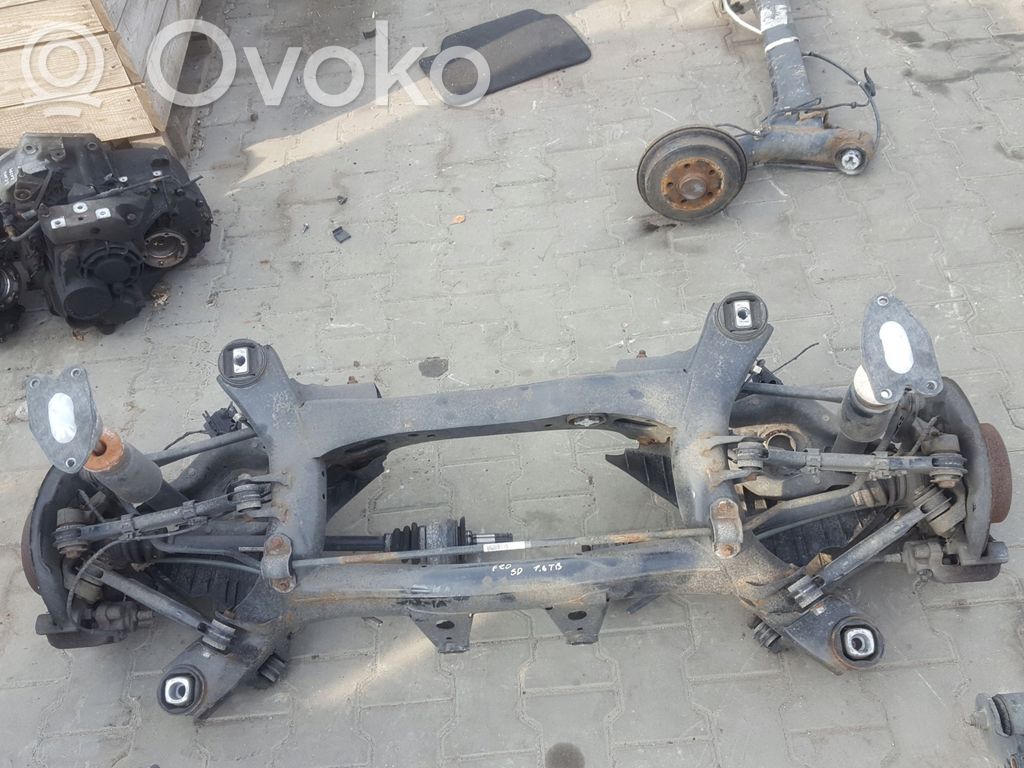 BMW 1 F20 F21 Galinis traversas 