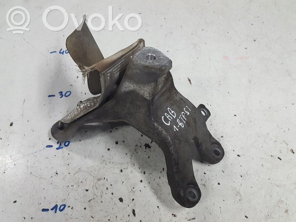 Audi A4 S4 B8 8K Engine mounting bracket 