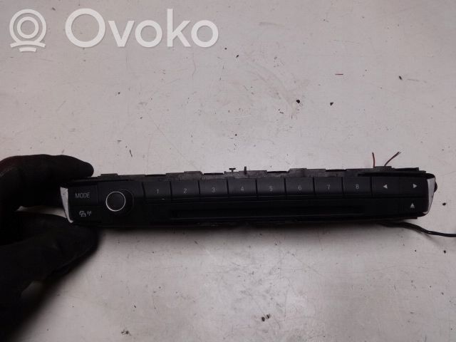 BMW 3 F30 F35 F31 Zmieniarka płyt CD/DVD 
