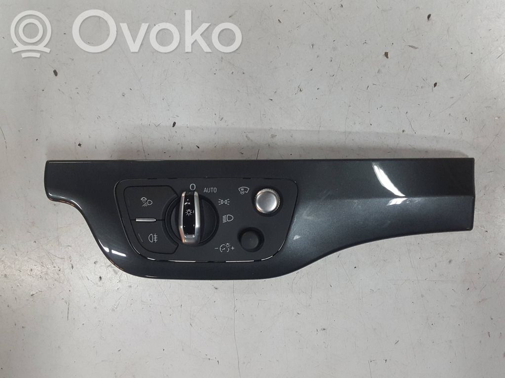 Audi Q7 4M Light switch 