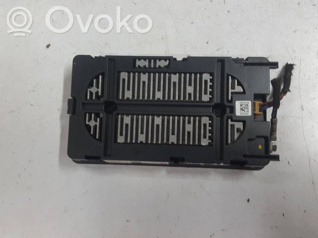 Audi Q7 4M Wireless charging module 