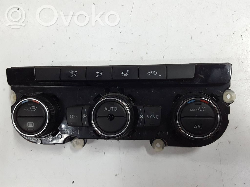 Volkswagen Tiguan Climate control unit 