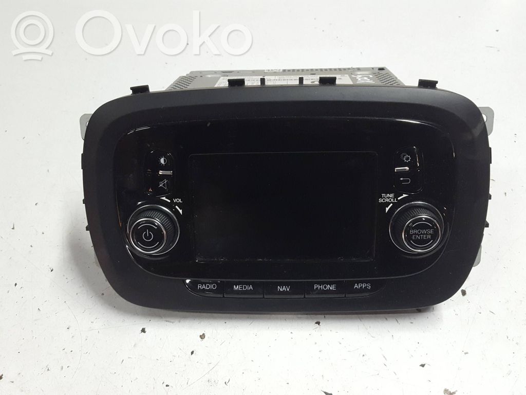 Panel / Radioodtwarzacz CD/DVD/GPS   07356616980XAUTOPX,07356616980