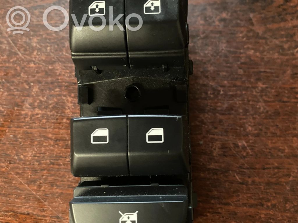 KIA Pro Cee'd III Electric window control switch 