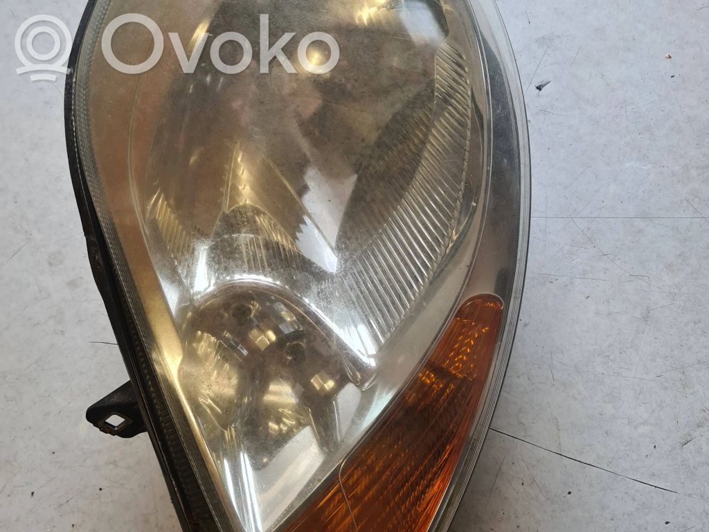 Renault Trafic II (X83) Phare frontale 