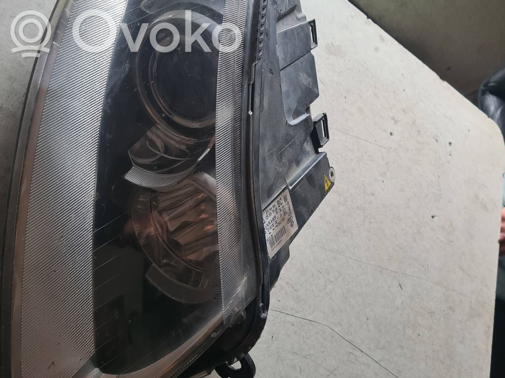 Audi A6 S6 C6 4F Lampa przednia 