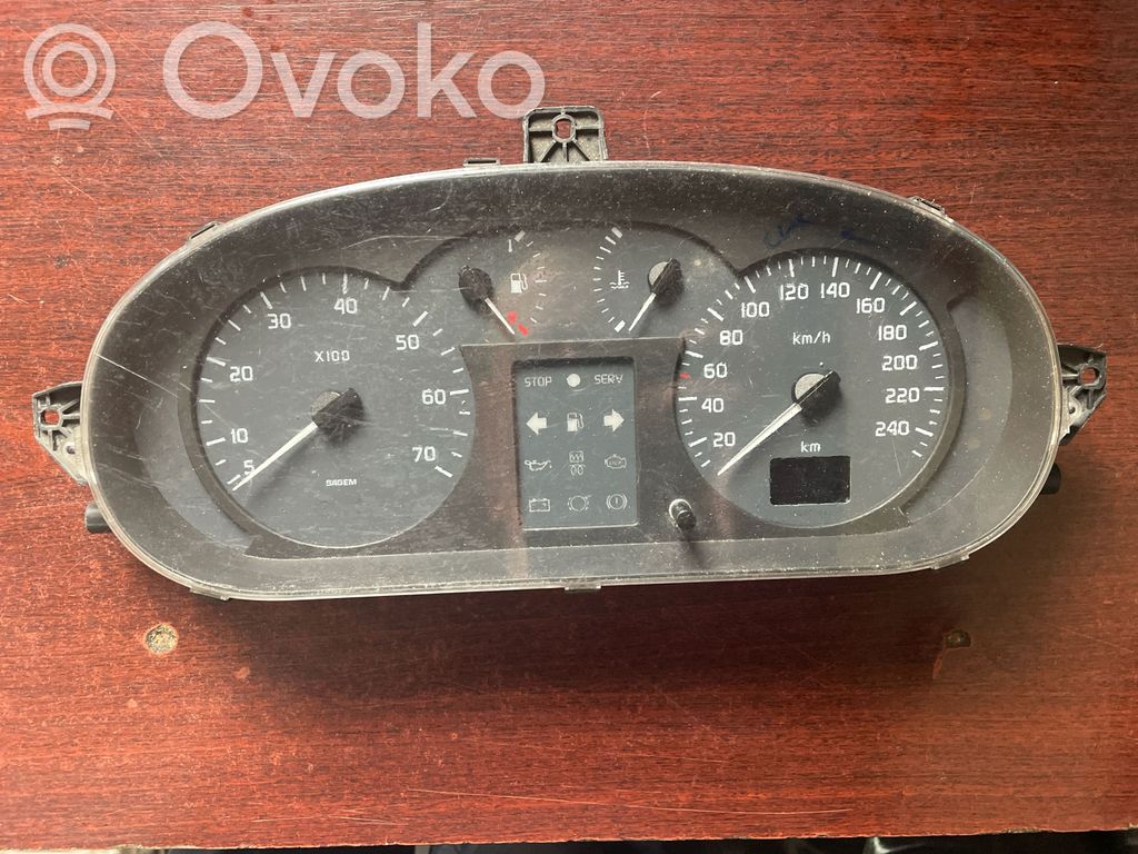 Peugeot 308 SW  Speedometer (instrument cluster) 