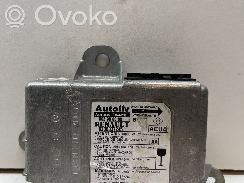 Renault Megane II Airbag control unit/module 