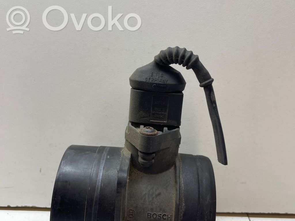 Audi A4 S4 B7 8E 8H Przepływomierz masowy powietrza MAF 