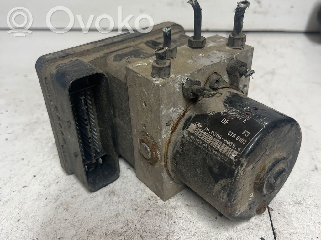 Volkswagen Golf IV ABS Pump 