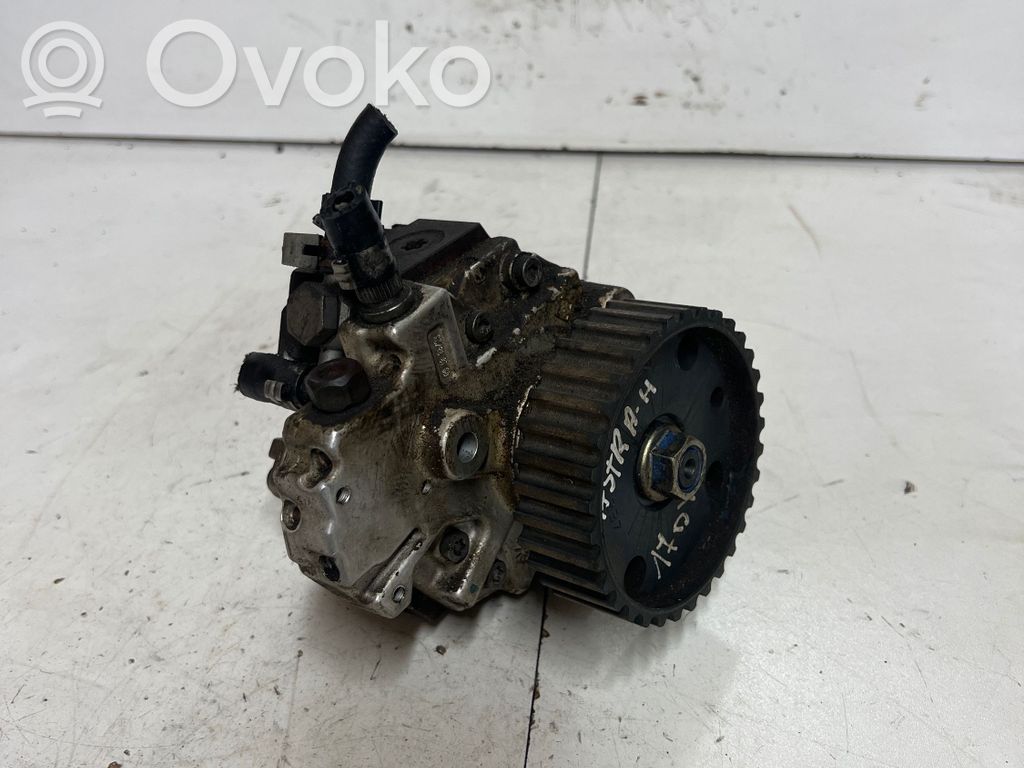 Opel Astra H Pompa wtryskowa wysokiego ciśnienia 