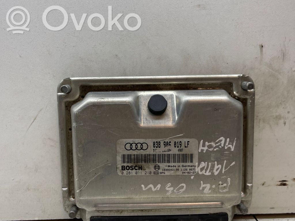 Audi A4 S4 B6 8E 8H Engine control unit/module 