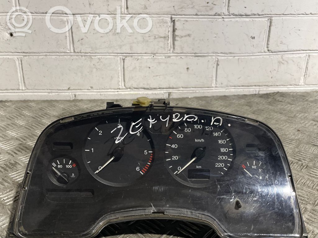 Opel Zafira A Speedometer (instrument cluster) 