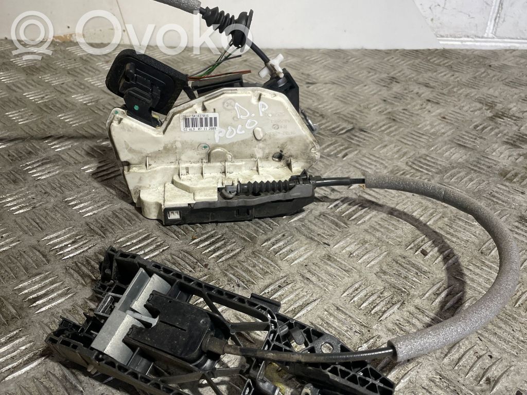 Volkswagen Polo V 6R Încuietoare ușă față 
