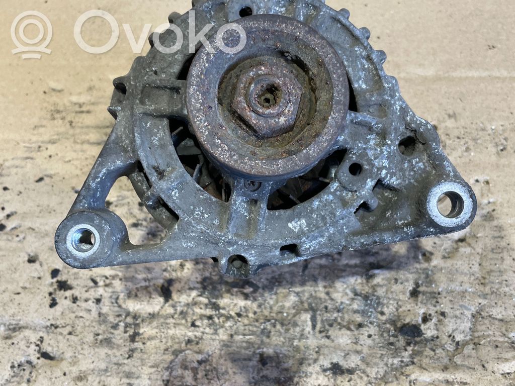 Volkswagen PASSAT B5 Ģenerators 
