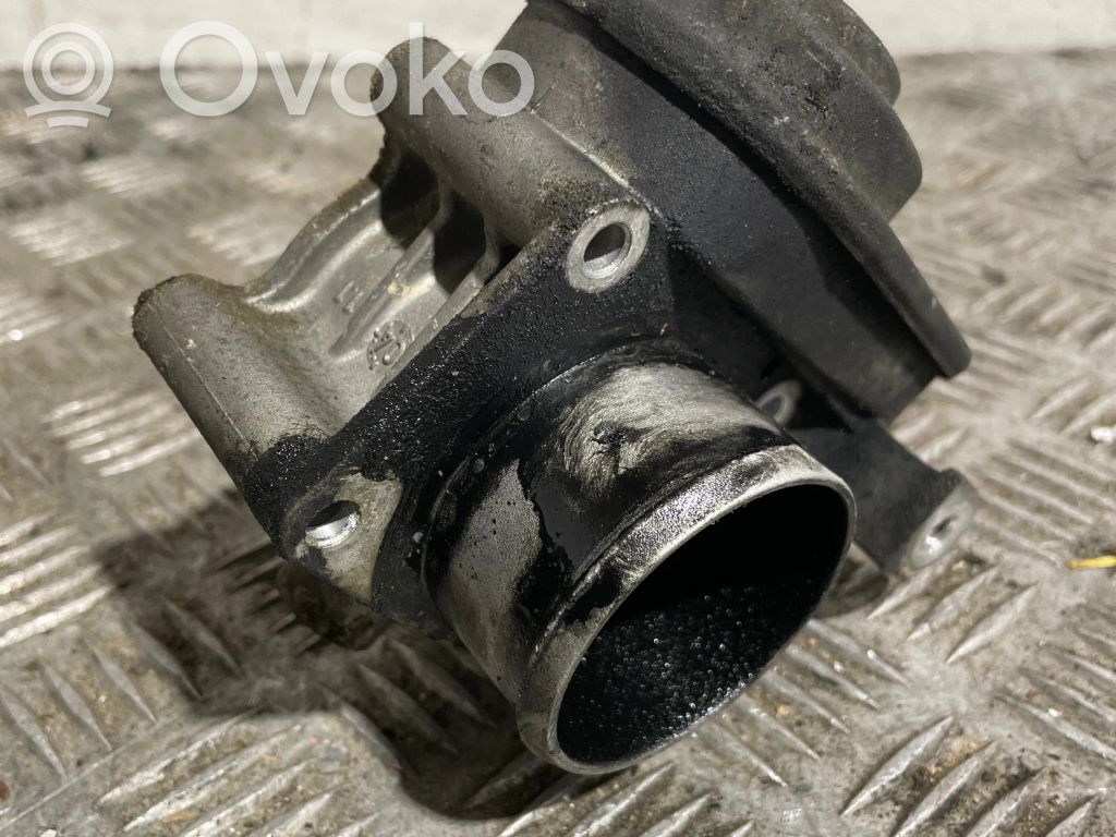 Opel Meriva A Motora slāpēšanas vārsts / drosele 