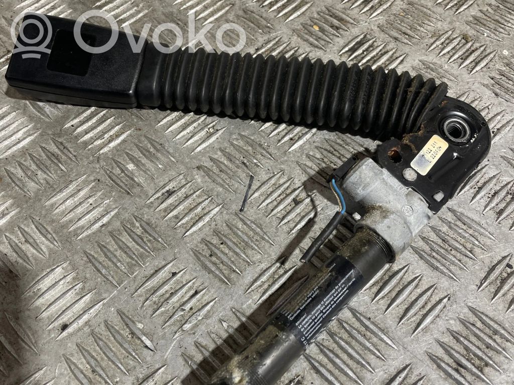 BMW 7 E65 E66 Sagtis diržo priekinė 