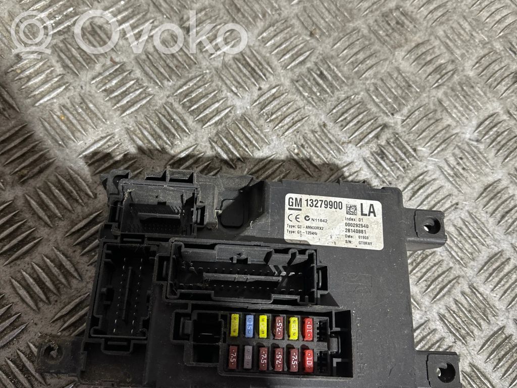 Opel Corsa D Fuse module 