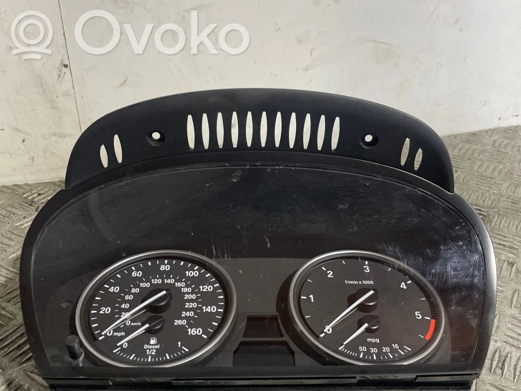 BMW X5 E70 Speedometer (instrument cluster) 