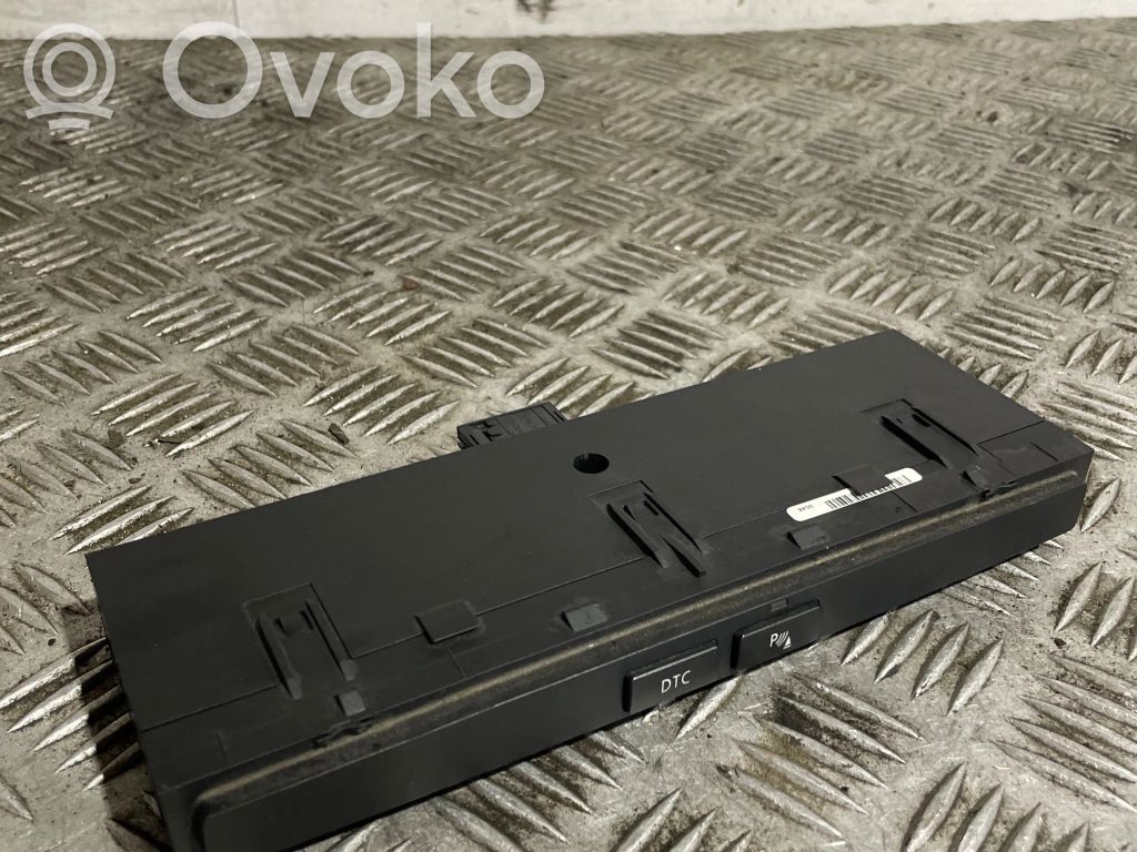 BMW 5 E60 E61 Interruptor del sensor de aparcamiento (PDC) 