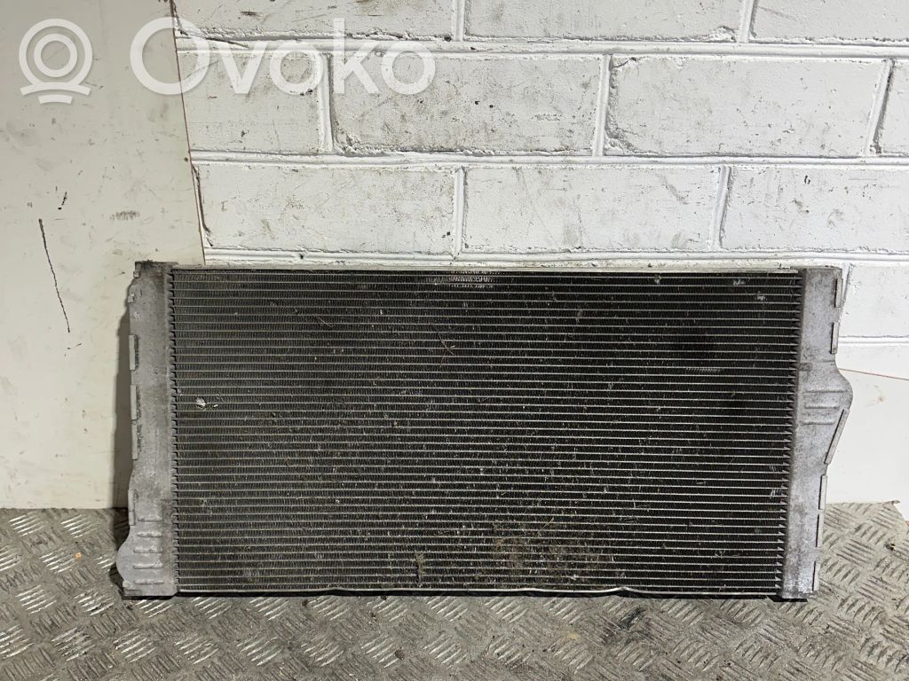 BMW 5 F10 F11 Radiator lichid răcire 