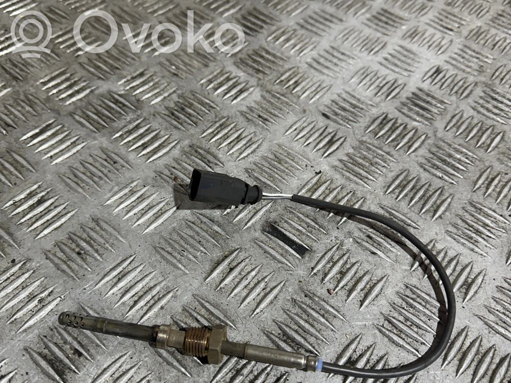 Audi A4 S4 B8 8K Išmetamųjų dujų temperatūros daviklis 