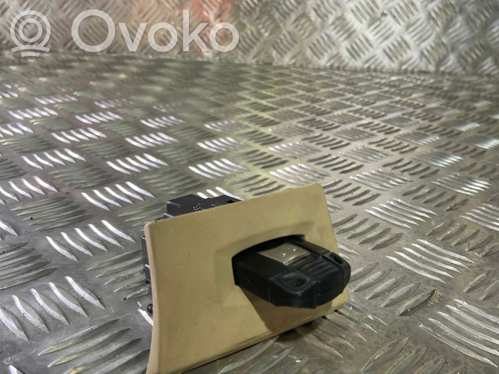 BMW 3 E90 E91 Ignition lock 