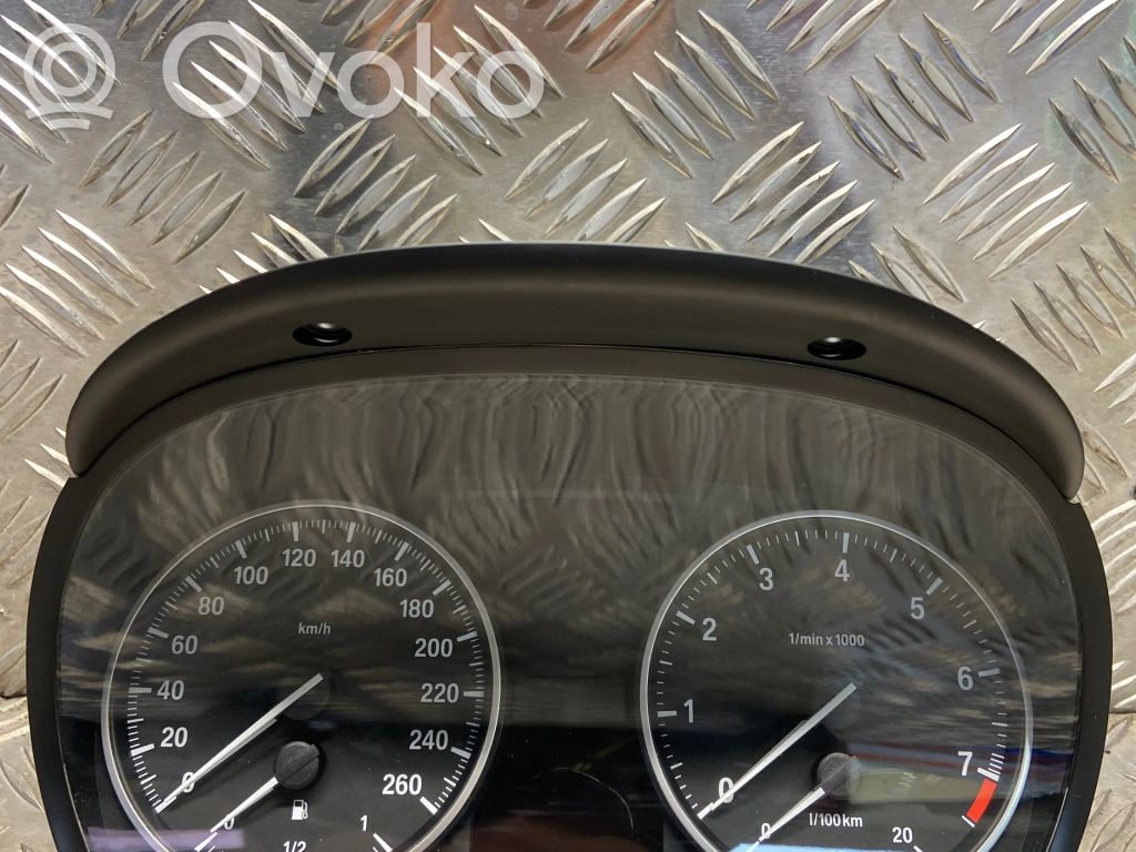 BMW 3 E90 E91 Spidometrs (instrumentu panelī) 