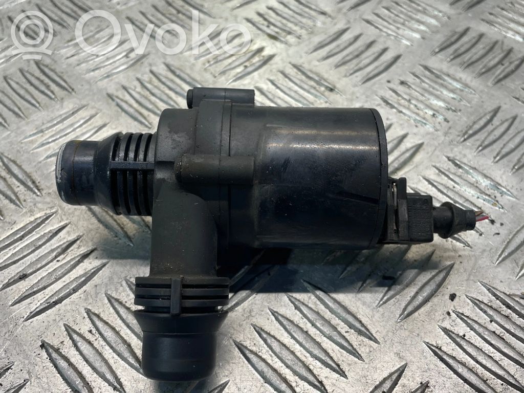 BMW X5 E70 Bomba auxiliar eléctrica de agua/refrigerador 