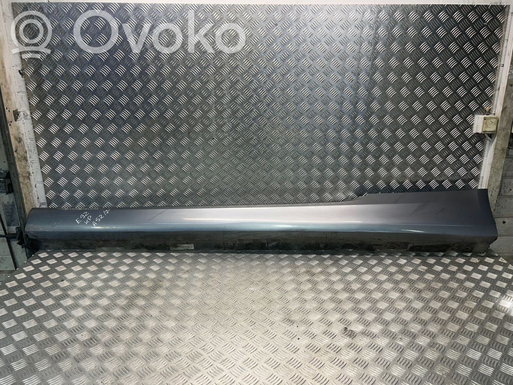 Slenkstis   7130873