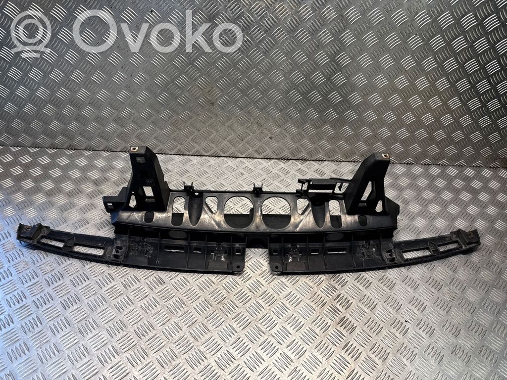 Rear bumper mounting bracket   7226938