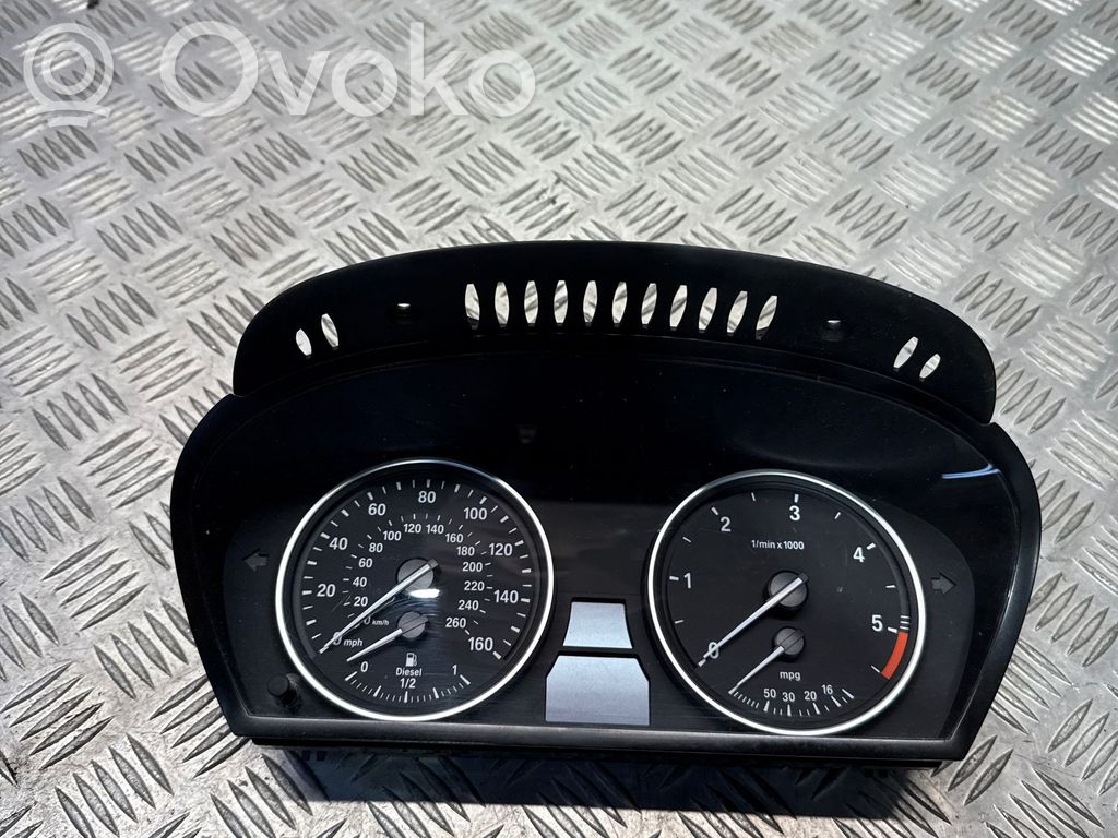 BMW X5 E70 Speedometer (instrument cluster) 