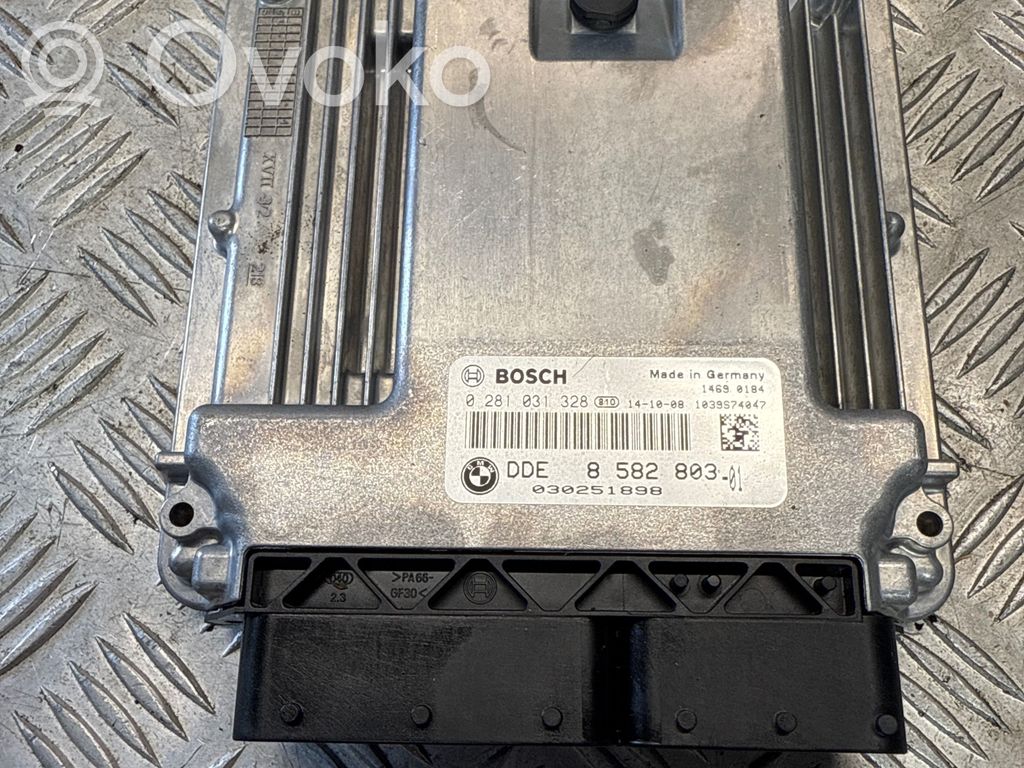 BMW 5 F10 F11 Engine control unit/module 