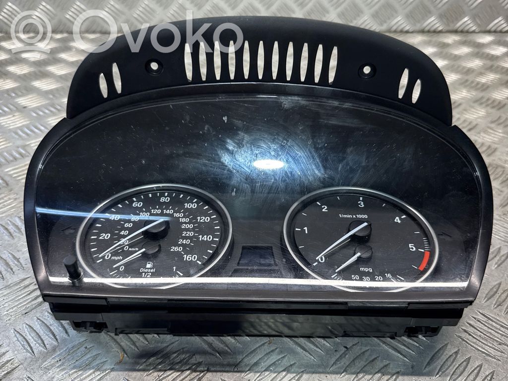 BMW X5 E70 Speedometer (instrument cluster) 
