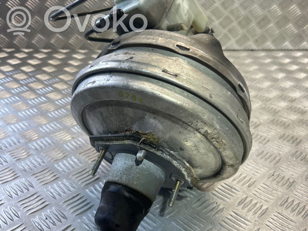 BMW 7 E65 E66 Brake booster 