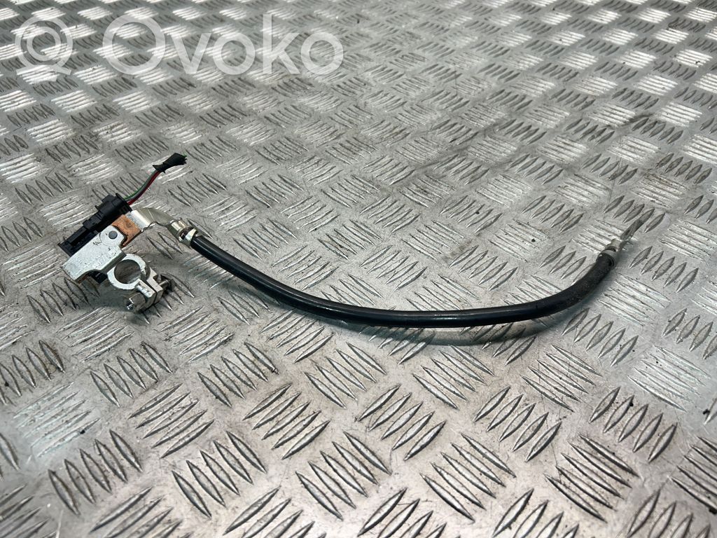 BMW X1 E84 Minusinis laidas (akumuliatoriaus) 