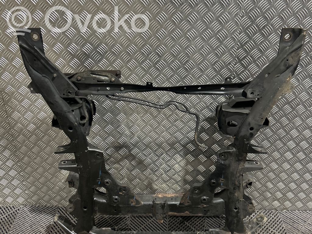 BMW X5 E70 Priekinis traversas 